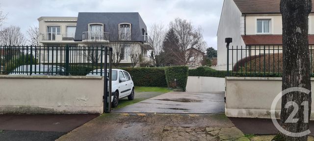 Parking à louer - 16,50 m2 - St Maur Des Fosses - 94 - ILE-DE-FRANCE