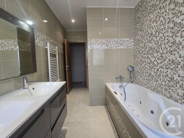 Maison à vendre - 5 pièces - 111,21 m2 - St Maur Des Fosses - 94 - ILE-DE-FRANCE