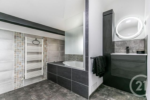 Maison &agrave; vendre - 9 pi&egrave;ces - 214,27 m2 - Chennevieres Sur Marne - 94 - ILE-DE-FRANCE