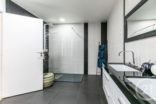 Maison &agrave; vendre - 9 pi&egrave;ces - 214,27 m2 - Chennevieres Sur Marne - 94 - ILE-DE-FRANCE