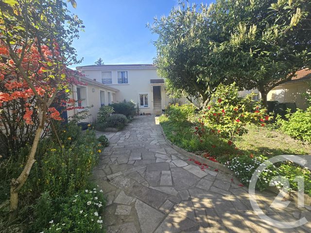 Immeuble à vendre - 358 m2 - St Maur Des Fosses - 94 - ILE-DE-FRANCE