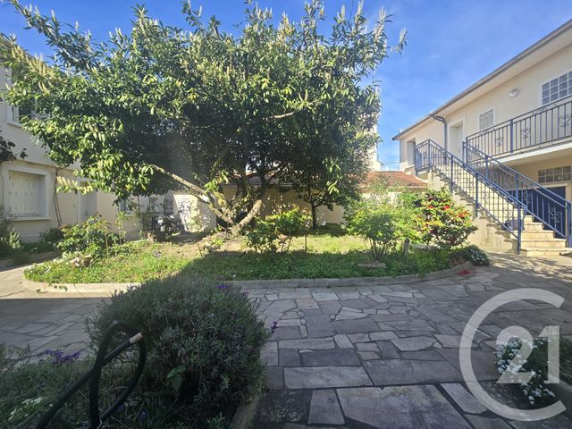 Immeuble à vendre - 358 m2 - St Maur Des Fosses - 94 - ILE-DE-FRANCE