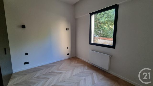 Maison à vendre - 5 pièces - 95 m2 - La Varenne St Hilaire - 94 - ILE-DE-FRANCE