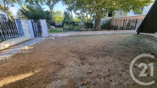 Maison à vendre - 5 pièces - 95 m2 - La Varenne St Hilaire - 94 - ILE-DE-FRANCE