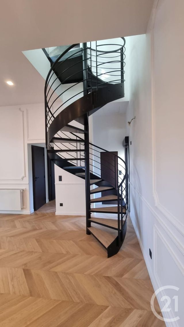 Maison à vendre - 5 pièces - 95 m2 - La Varenne St Hilaire - 94 - ILE-DE-FRANCE