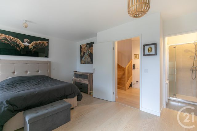 Appartement Duplex à vendre - 5 pièces - 92,16 m2 - Chennevieres Sur Marne - 94 - ILE-DE-FRANCE