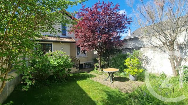 Maison à vendre LA VARENNE ST HILAIRE
