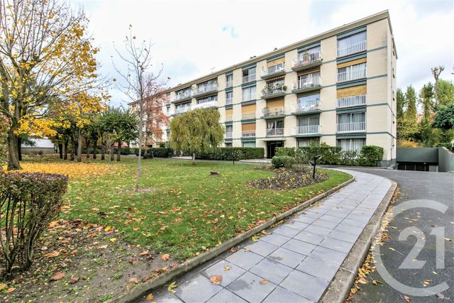 Appartement F5 à vendre - 5 pièces - 100,69 m2 - St Maur Des Fosses - 94 - ILE-DE-FRANCE