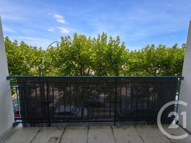 Appartement F3 à vendre ST MAUR DES FOSSES