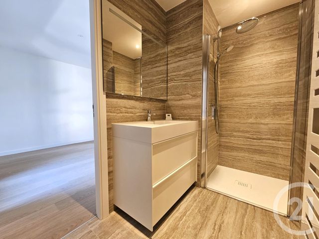 Appartement F3 à vendre - 3 pièces - 81,02 m2 - St Maur Des Fosses - 94 - ILE-DE-FRANCE