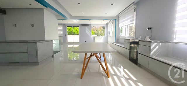 Maison &agrave; vendre - 5 pi&egrave;ces - 148,04 m2 - St Maur Des Fosses - 94 - ILE-DE-FRANCE