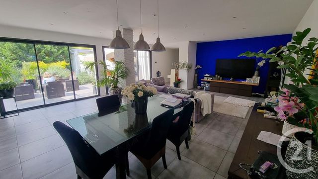 Maison à vendre - 5 pièces - 147,45 m2 - La Varenne St Hilaire - 94 - ILE-DE-FRANCE