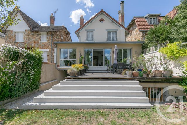 Afficher la photo en grand Maison à vendre - 6 pièces - 158,66 m2 - St Maur Des Fosses - 94 - ILE-DE-FRANCE