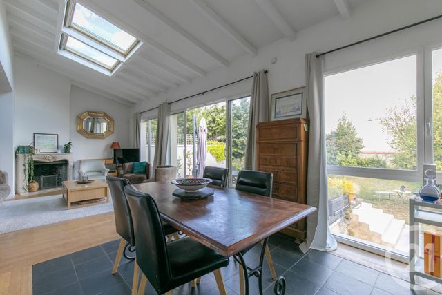 Afficher la photo en grand Maison à vendre - 6 pièces - 158,66 m2 - St Maur Des Fosses - 94 - ILE-DE-FRANCE