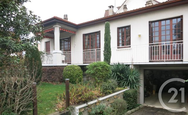 Maison à vendre LA VARENNE ST HILAIRE