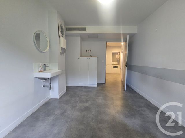 Commerce &agrave; vendre - 201,61 m2 - 94 - ILE-DE-FRANCE