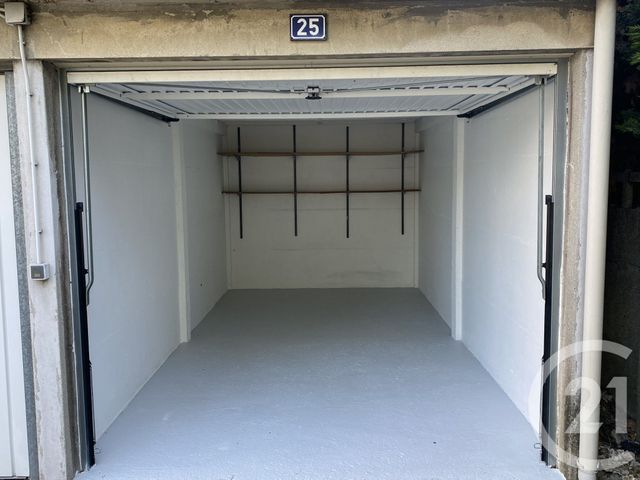 Parking à vendre - 12,23 m2 - La Varenne St Hilaire - 94 - ILE-DE-FRANCE