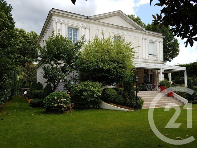 Maison à vendre - 7 pièces - 274,33 m2 - St Maur Des Fosses - 94 - ILE-DE-FRANCE