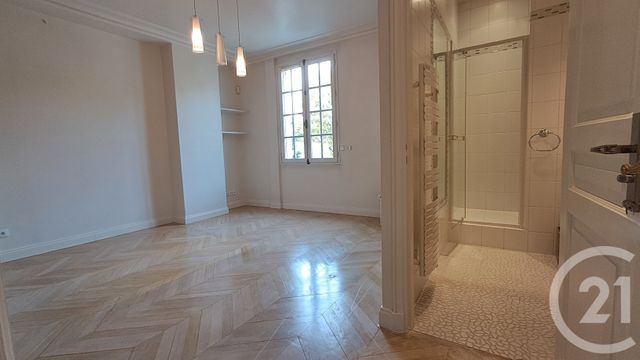 Maison à vendre - 7 pièces - 274,33 m2 - St Maur Des Fosses - 94 - ILE-DE-FRANCE