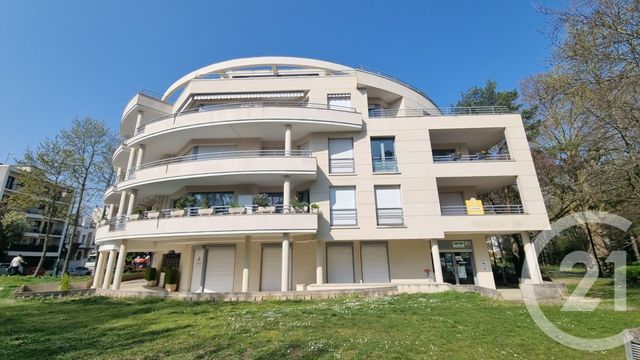 Appartement F5 à vendre ST MAUR DES FOSSES