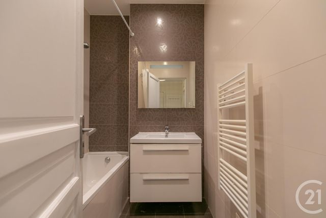 Appartement F3 à vendre - 3 pièces - 66,38 m2 - St Mande - 94 - ILE-DE-FRANCE