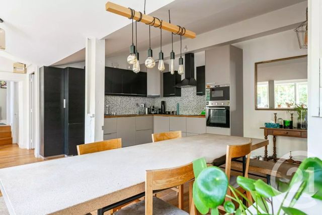 Maison à vendre - 5 pièces - 124 m2 - La Varenne St Hilaire - 94 - ILE-DE-FRANCE