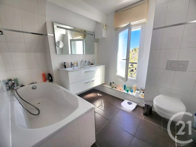 Maison à vendre - 5 pièces - 124 m2 - La Varenne St Hilaire - 94 - ILE-DE-FRANCE