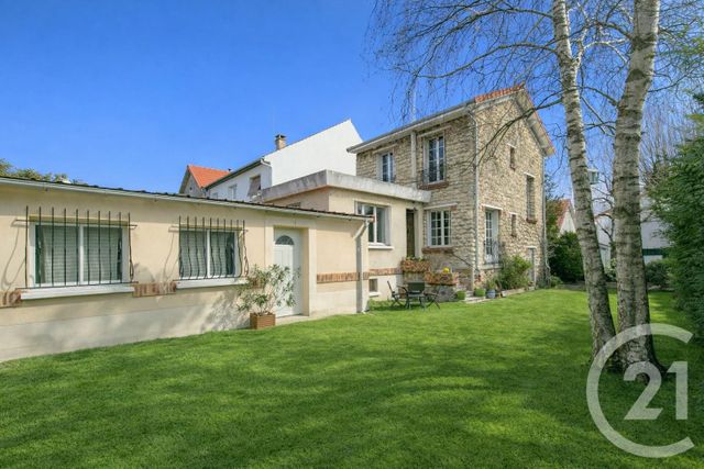 Maison à vendre ST MAUR DES FOSSES