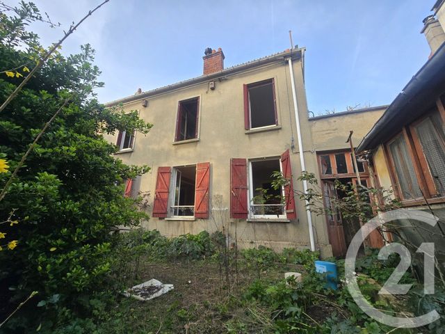 Maison à vendre ST MAUR DES FOSSES