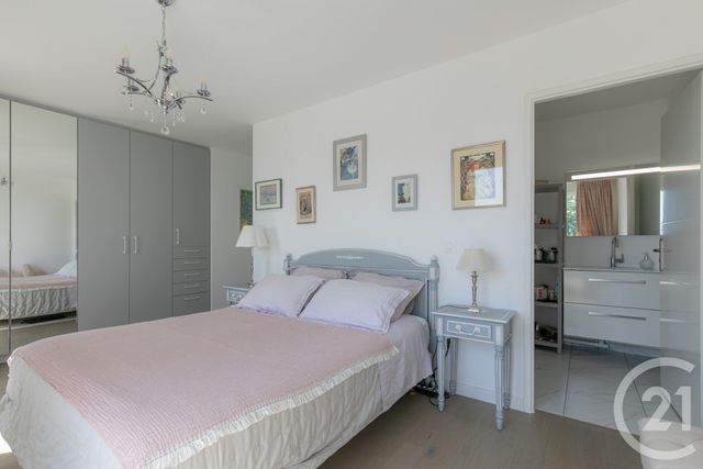 Appartement F5 &agrave; vendre - 5 pi&egrave;ces - 96,83 m2 - La Varenne St Hilaire - 94 - ILE-DE-FRANCE