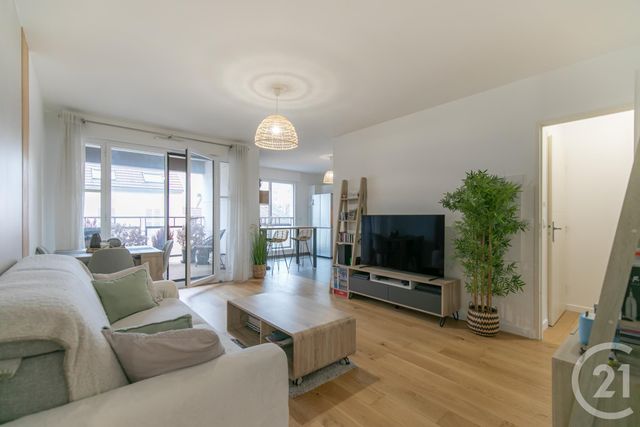 Appartement F3 à vendre ST MAUR DES FOSSES