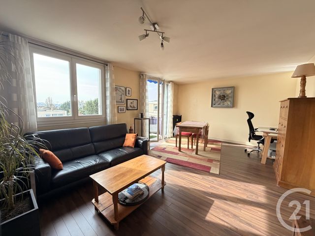 Appartement F3 à vendre ST MAUR DES FOSSES