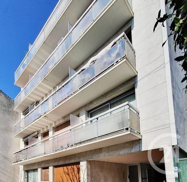 Appartement F2 à vendre - 2 pièces - 45,70 m2 - St Maur Des Fosses - 94 - ILE-DE-FRANCE