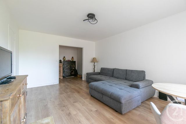 Afficher la photo en grand Appartement F3 à vendre - 3 pièces - 72,92 m2 - St Maur Des Fosses - 94 - ILE-DE-FRANCE