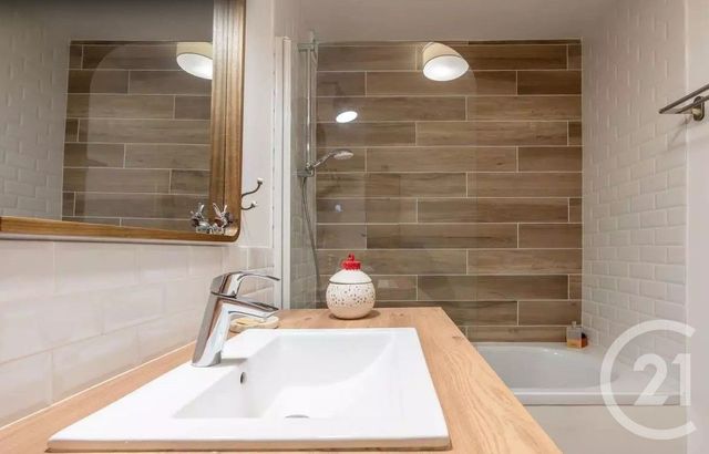 Afficher la photo en grand Appartement F2 à vendre - 2 pièces - 47,41 m2 - St Maur Des Fosses - 94 - ILE-DE-FRANCE