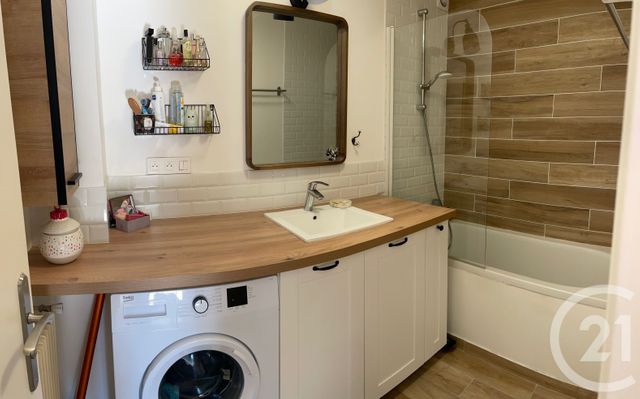 Afficher la photo en grand Appartement F2 à vendre - 2 pièces - 47,41 m2 - St Maur Des Fosses - 94 - ILE-DE-FRANCE