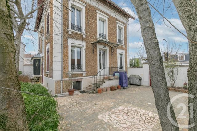 Maison à vendre ST MAUR DES FOSSES