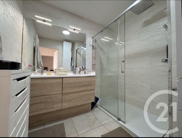 Appartement F3 à vendre - 3 pièces - 66,56 m2 - St Maur Des Fosses - 94 - ILE-DE-FRANCE