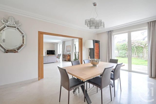 Afficher la photo en grand Maison à vendre - 9 pièces - 330 m2 - La Varenne St Hilaire - 94 - ILE-DE-FRANCE