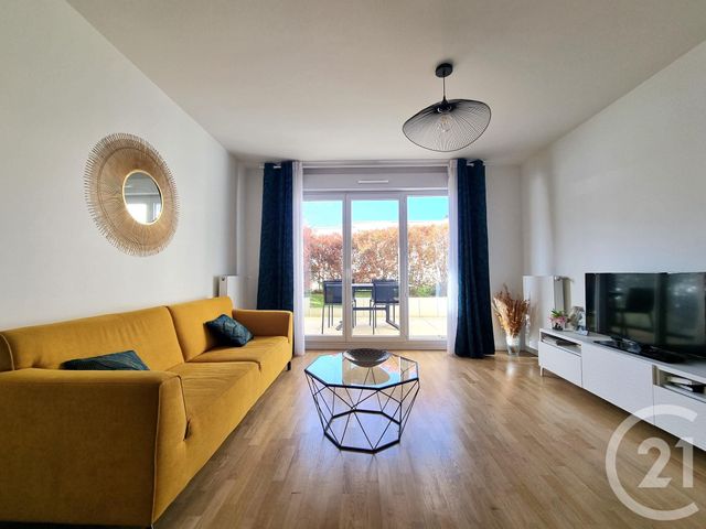 Appartement F3 à vendre ST MAUR DES FOSSES