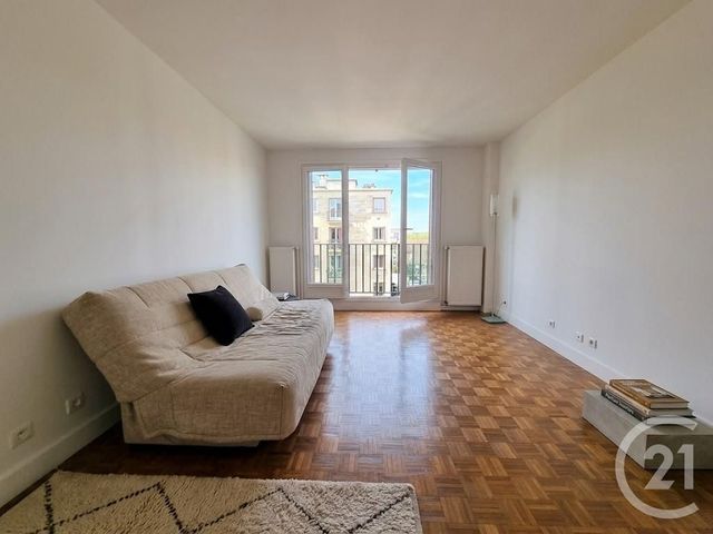 Appartement Studio à vendre ST MAUR DES FOSSES
