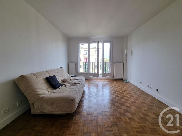 Appartement Studio à vendre ST MAUR DES FOSSES