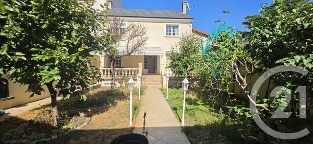 Maison à vendre ST MAUR DES FOSSES