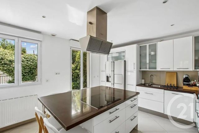 Maison &agrave; vendre - 8 pi&egrave;ces - 246 m2 - St Maur Des Fosses - 94 - ILE-DE-FRANCE