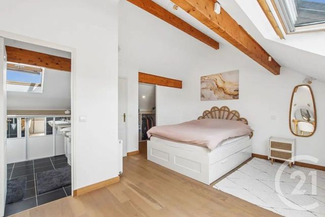Maison &agrave; vendre - 8 pi&egrave;ces - 246 m2 - St Maur Des Fosses - 94 - ILE-DE-FRANCE