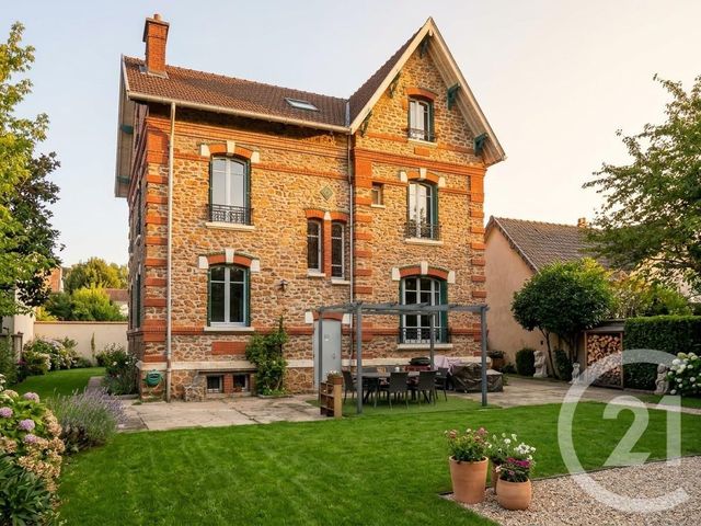Maison à vendre ST MAUR DES FOSSES