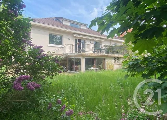 Maison à vendre ST MAUR DES FOSSES