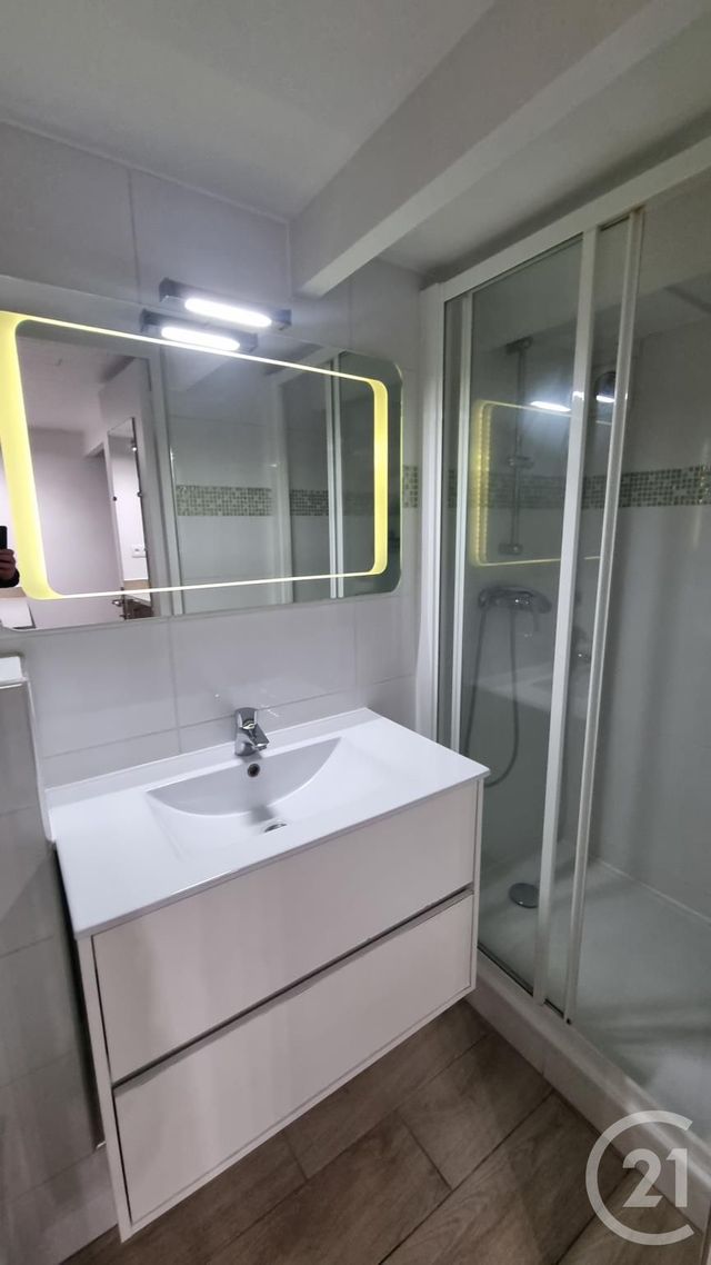 Appartement F2 &agrave; louer - 2 pi&egrave;ces - 30,35 m2 - St Maur Des Fosses - 94 - ILE-DE-FRANCE