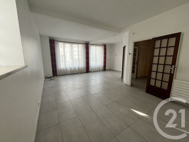 Afficher la photo en grand Maison à vendre - 8 pièces - 142 m2 - St Maur Des Fosses - 94 - ILE-DE-FRANCE
