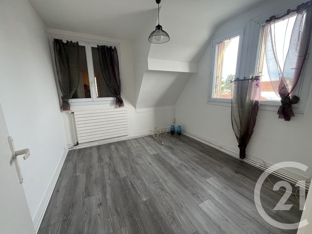 Afficher la photo en grand Maison à vendre - 8 pièces - 142 m2 - St Maur Des Fosses - 94 - ILE-DE-FRANCE
